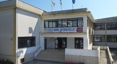Plauso all’IISS Monsignor Bello premiato a Roma dalla Presidenza del Consig...
