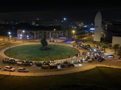 Martedì trattori di nuovo in strada per igienizzare la città. M...