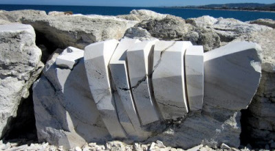 Simposio internazionale di scultura in pietra Città di Molfetta, il pr...