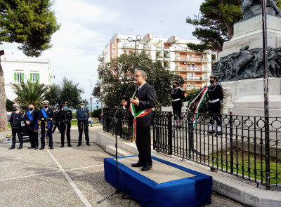 IV novembre Festa delle Forze armate - Il video delle celebrazioni a Molfetta