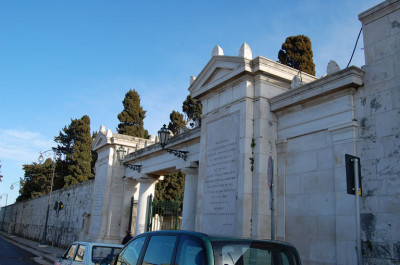 Forte vento, cimitero chiuso