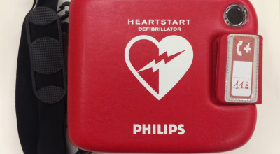 defibrillatore semiautomatico philips