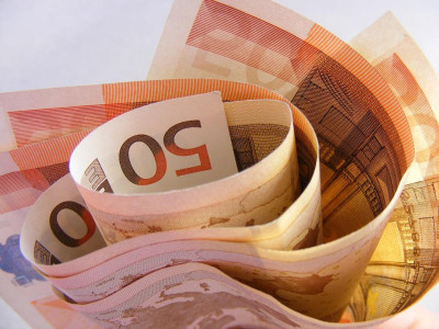 Decreto aiuti: bonus di 200 euro per dipendenti, autonomi, disoccupati e non ...