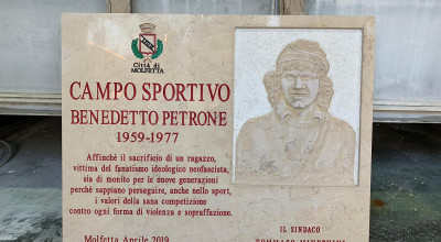 Targa in ricordo di Benedetto Petrone e riapertura del campo sportivo a lui i...