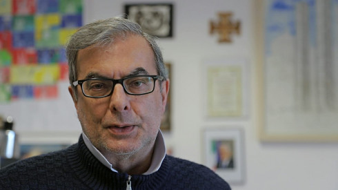Minervini: L'unica misura per contenere il contagio da COVID-19 è rimanere in casa. Il video