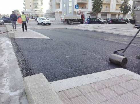 Parcheggi, verde pubblico e asfalto: ultimate le opere di urbanizzazione del comparto B3